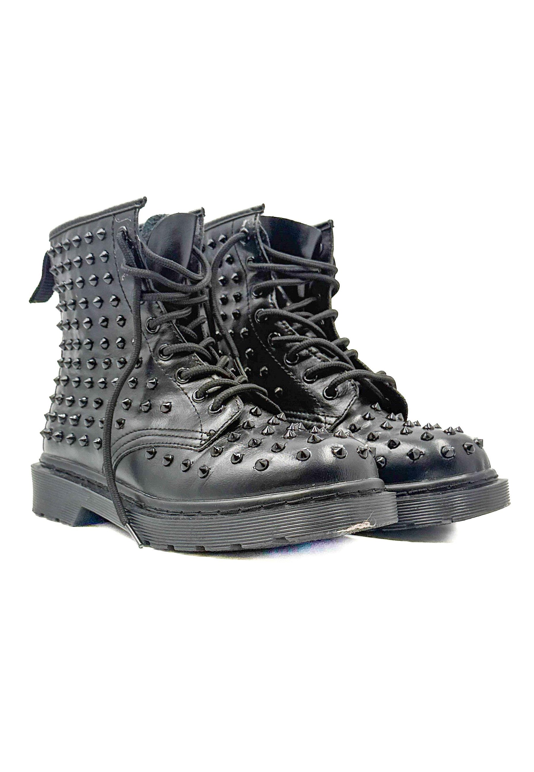 FEMALE - Anfibio nero con borchie  grintoso e super di tendenza MT1-1/ NERO FEMALE 