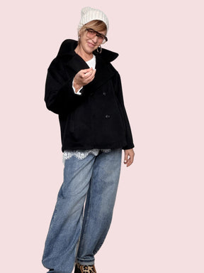 DEJA VU - Cappottino corto doppiopetto in tessuto caldo nero A25LU621/ NERO DEJA VU 