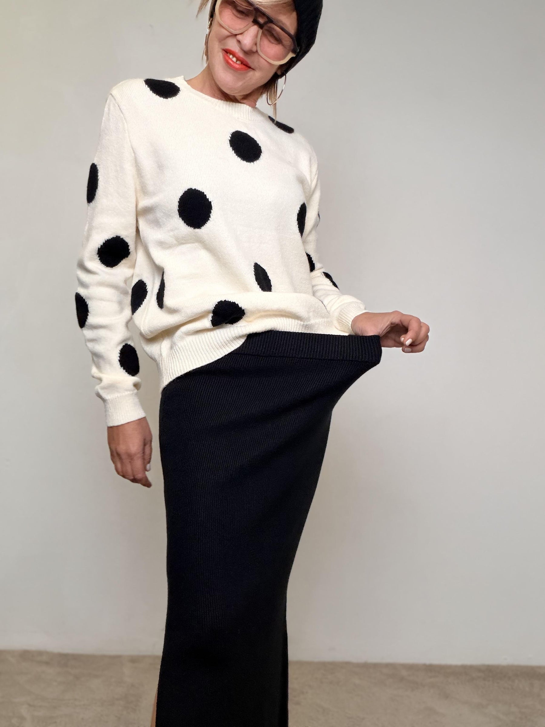 FEMALE - Gonna Soft Minimal  La maglia lunga che diventa outfit ZS119/ NERO FEMALE 