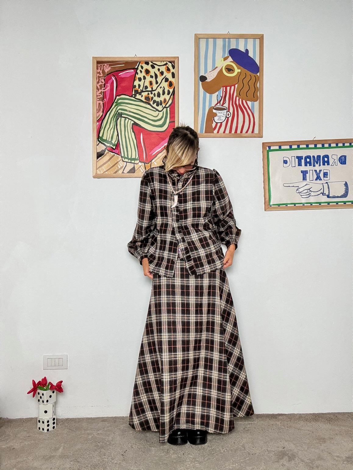 FEMALE - Gonna lunga donna a quadri  stile unico e femminilità senza tempo L5M250-1/ MORO FEMALE 