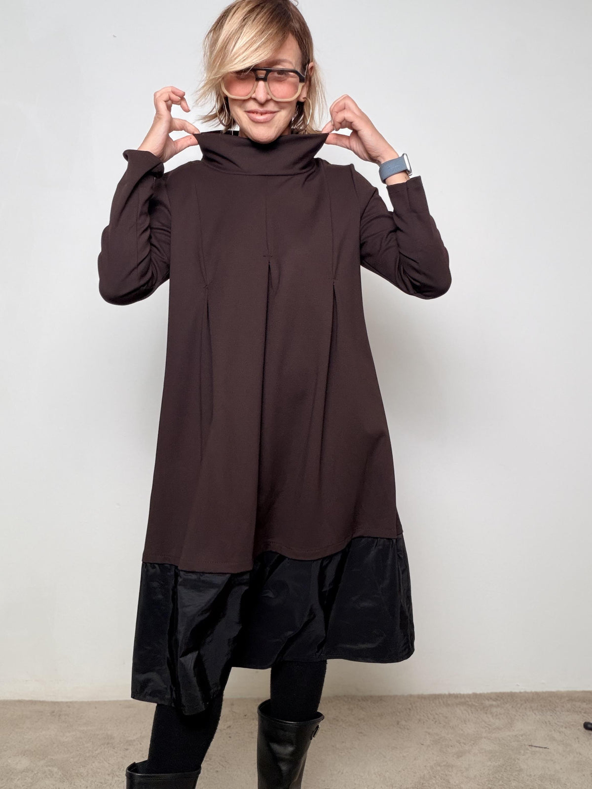 FEMALE - ABITO A DUE STRATI CON COLLO MORBIDO  VOLUME GIOCOSO, STILE ORIGINALISSIMO 39262LMB/ MORO FEMALE 