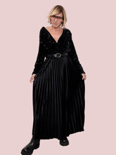 SUSY STAR - ABITO LUNGO CON TOP IN PAILLETTES E GONNA PLISSÉ  DUE ANIME, UN SOLO WOW STLS2117/ NERO SUSY STAR 