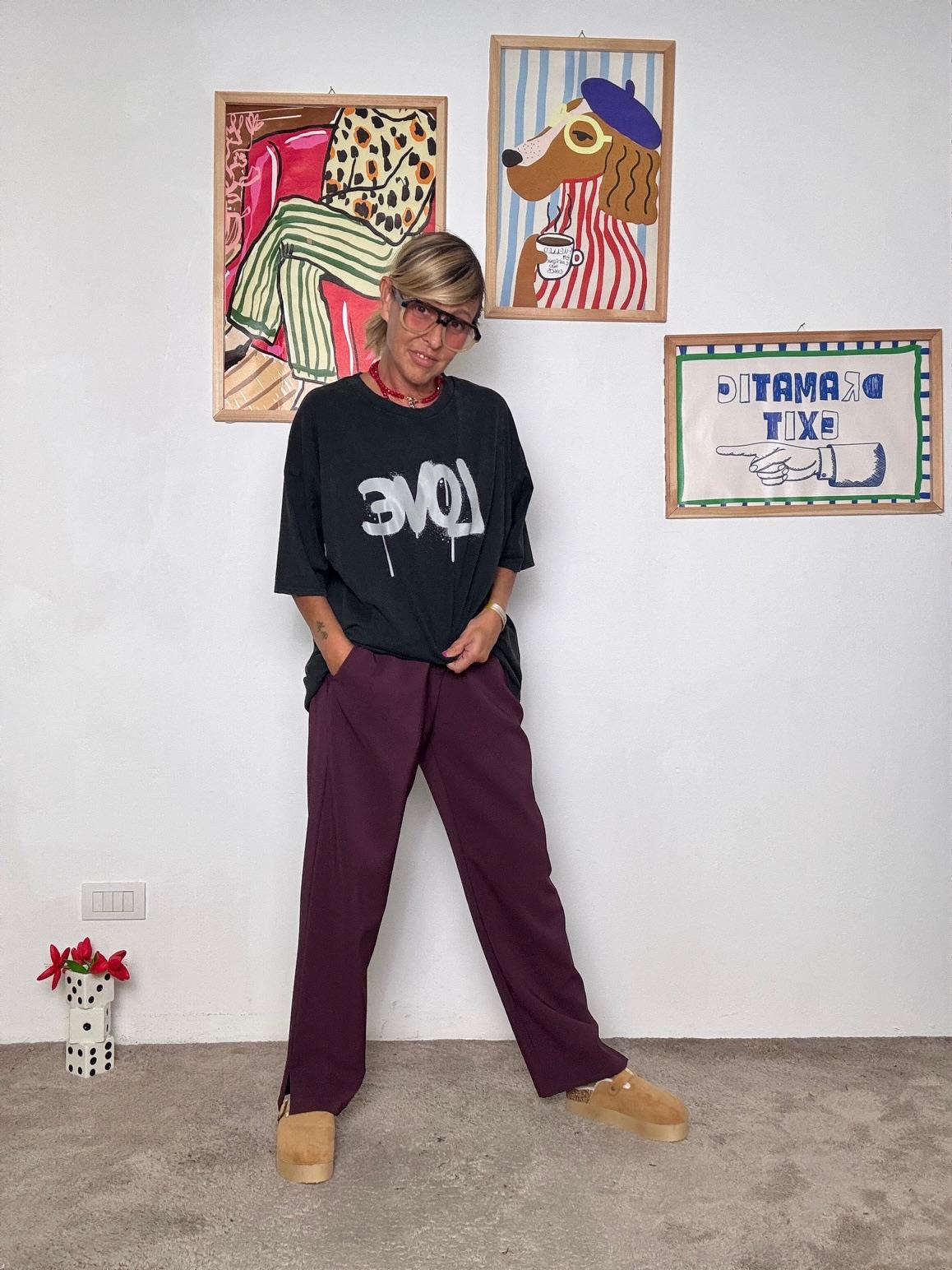 DEJA VU - T-shirt donna  stampa LOVE NERA A25AP403/ NERA DEJA VU 