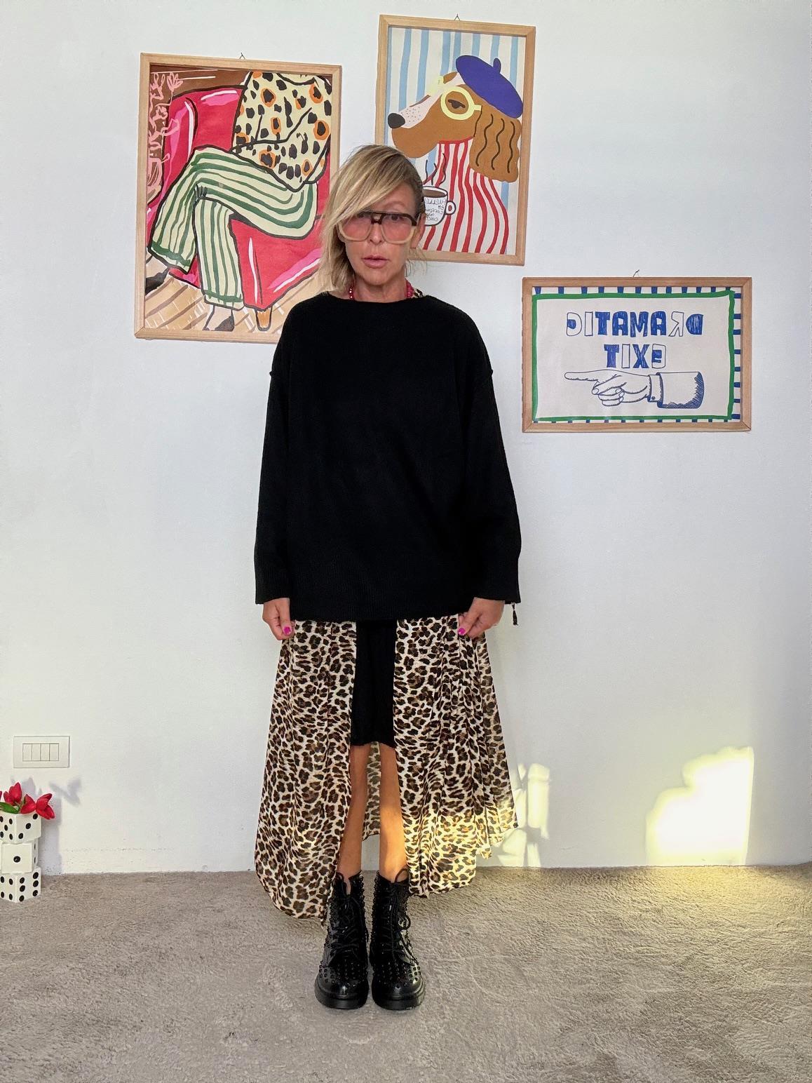 DEJA VU - Maglia donna  basic e versatile NERA A25IL405/ NERO DEJA VU 