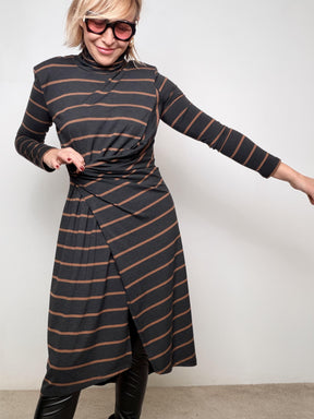 Abito midi a righe con nodo  pratico, furbo e super cool D01E0810/ GRIGIO PHILIA LOFT 