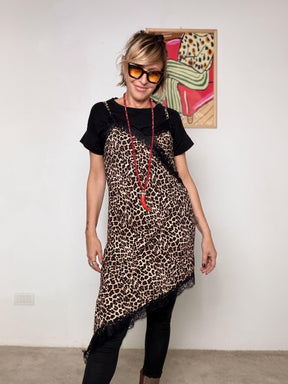 FEMALE -Abito Animalier con Pizzo Asimmetrico 18990-3/ ANIMALIER FEMALE 