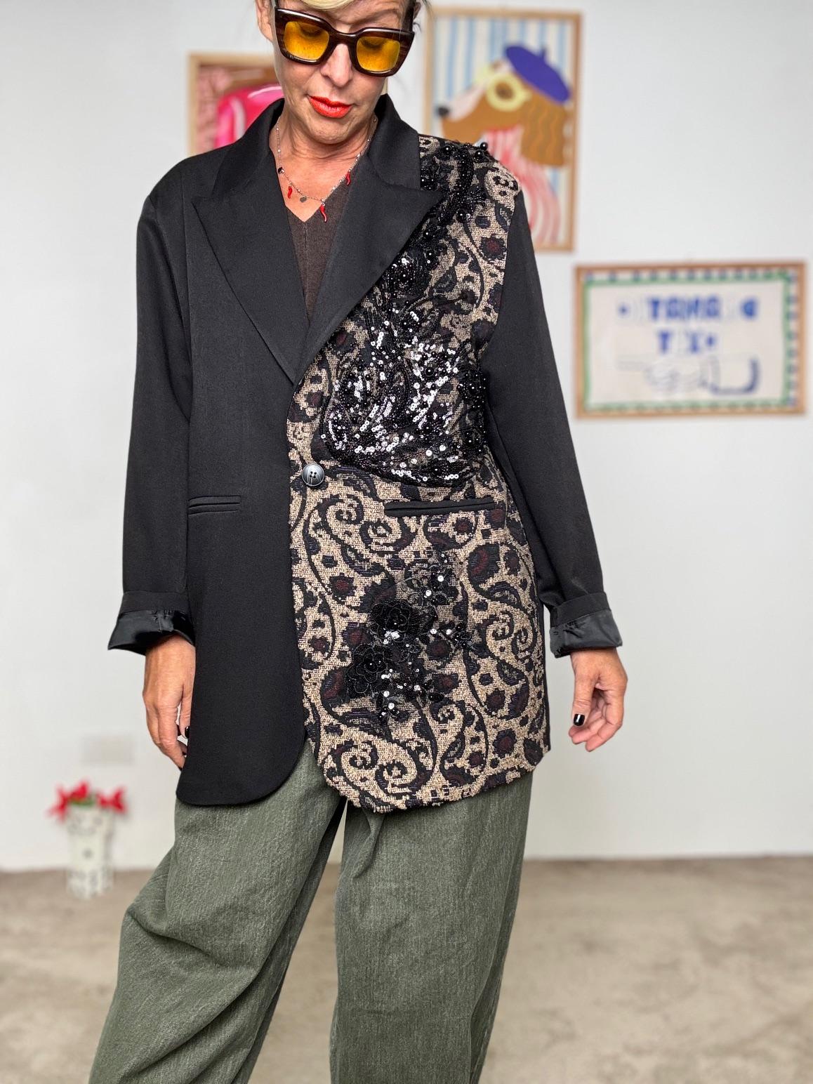 SUSY STAR - Giacca over con dettagli broccati e paillettes STSS3023/ NERO SUSY STAR 