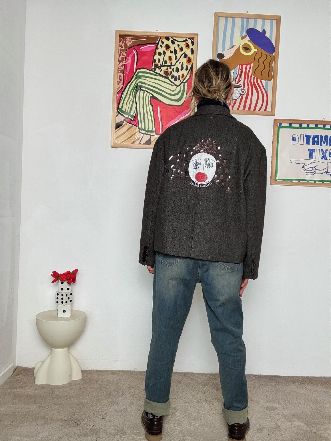 SOUVENIR - Giacca grigia con ricamo clown  Stile originale e contemporaneo X38K0148/ CAMMELLO SOUVENIR 