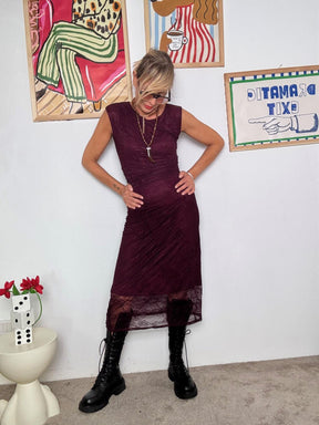 FEMALE - Abito in Pizzo Elasticizzato  Femminile, Ribelle, Incredibilmente Versatile! vino 38235HLS/ VINO FEMALE 