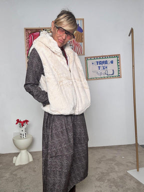 FEMALE - Gilet in ecopelliccia  morbidezza e stile per look chic e versatili GI95000/ PANNA FEMALE 