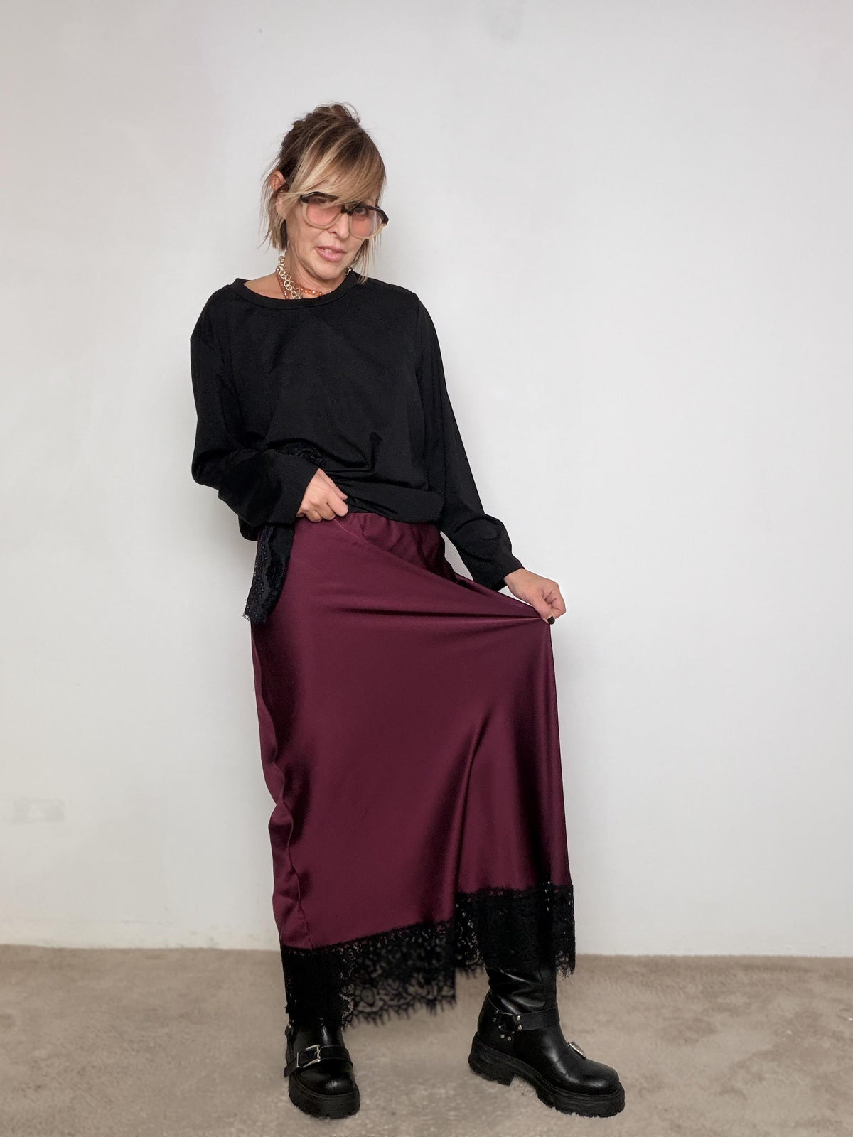 SUSY STAR -Gonna Satin Lace vino STLS1912/ VINO SUSY STAR 