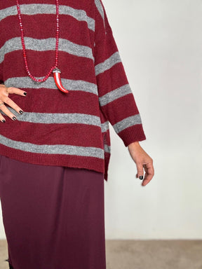 DEJA VU- Maglia morbida a righe grigia e vino A25SS404 VINO/GRIGIO DEJA VU 