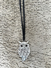 FEMALE - Collana con ciondolo gufo  simbolo di saggezza e stile boho-chic GUFO/ ARGENTO FEMALE 