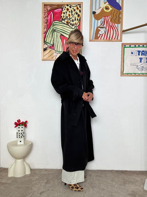 SOUVENIR - Cappotto lungo con cintura  eleganza senza tempo e comfort avvolgente NERO W38S0258/ NERO SOUVENIR 