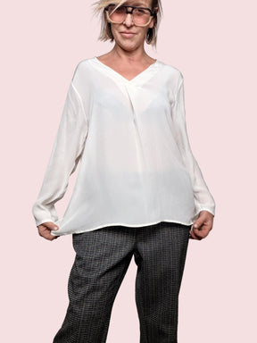DEJA VU - Camicia Soft Light  fluida, luminosa e irresistibilmente elegante A25AN107/ LATTE DEJA VU 