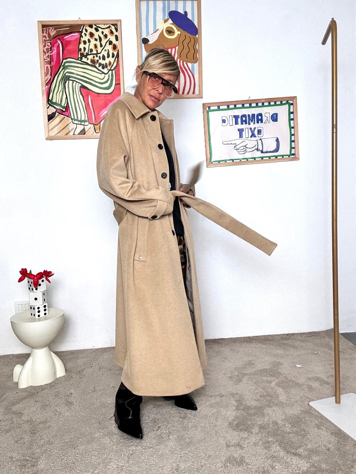 SOUVENIR - Cappotto lungo con cintura  eleganza senza tempo e comfort avvolgente cammello W38S0258/ CAMMELLO SOUVENIR 