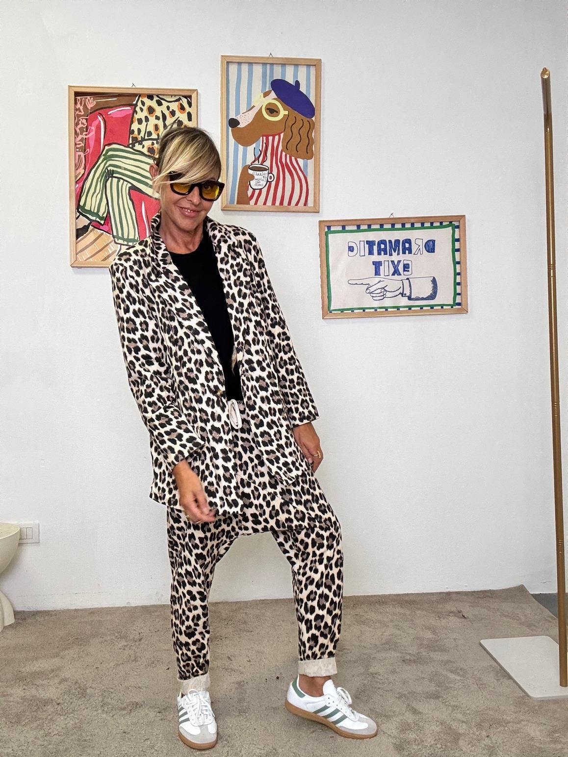 FEMALE - Giacca blazer leopardata  grintosa, trendy e super versatile A6907/ ANIMALIER FEMALE 