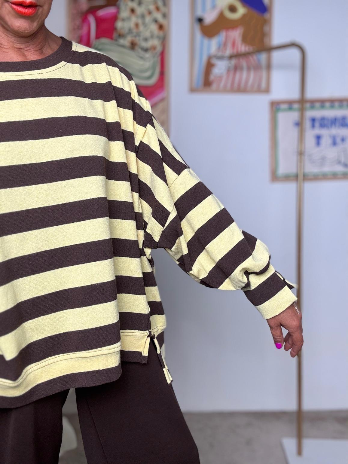 FEMALE - Felpa oversize a righe  Stile casual chic R51205/ RIGA M-GIALLO FEMALE 