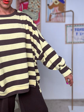 FEMALE - Felpa oversize a righe  Stile casual chic R51205/ RIGA M-GIALLO FEMALE 