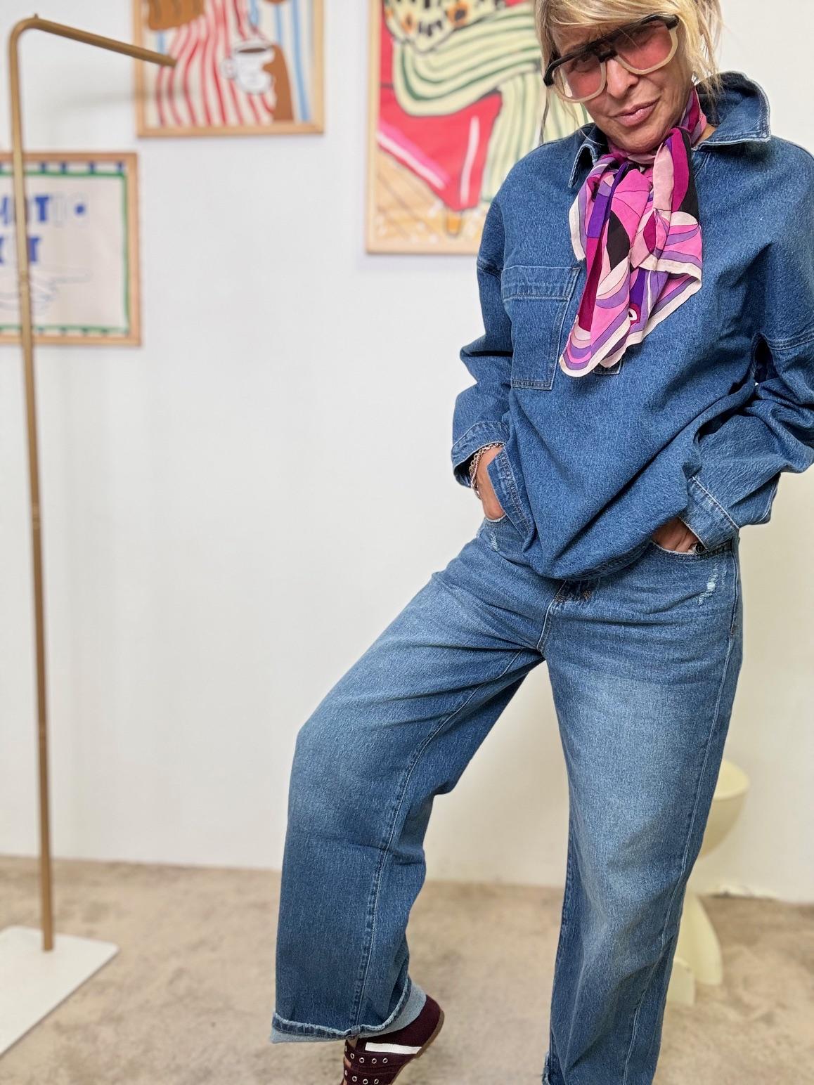 FEMALE - Jeans Gamba Dritta Artista Urbana<BR/> WY129/ JEANS FEMALE 