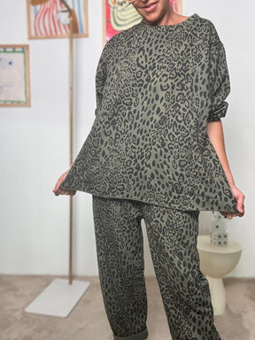 SUSY STAR - Felpa Urban Panthera  Selvaggia al punto giusto VERDE ST50151/ VERDE MILITARE SUSY STAR 