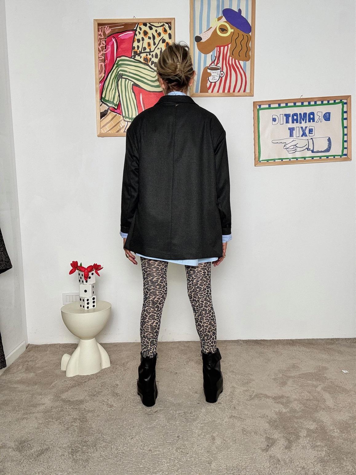 SOUVENIR - Giacca blazer oversize  eleganza rilassata con un tocco contemporaneo M38F0295/ ANTRACITE SOUVENIR 