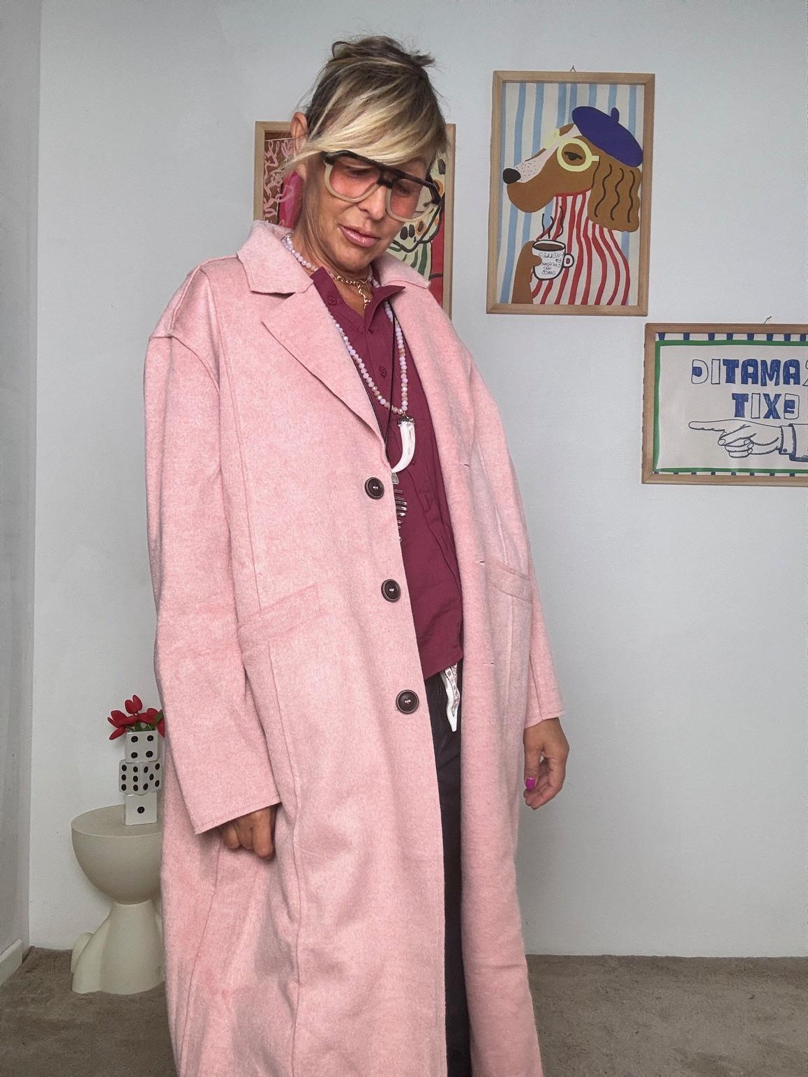 FEMALE - Cappotto lungo in panno rosa: caldo, elegante e originale WM2301/ ROSA FEMALE 