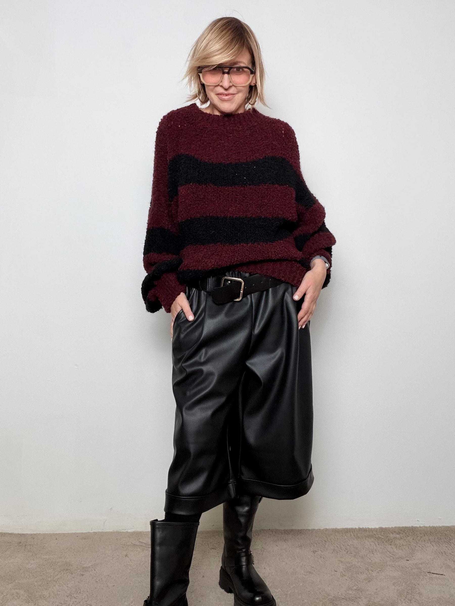 FEMALE - BERMUDA IN ECOPELLE  GRINTA MORBIDA E STILE URBANO 39058SYP/ NERO FEMALE 