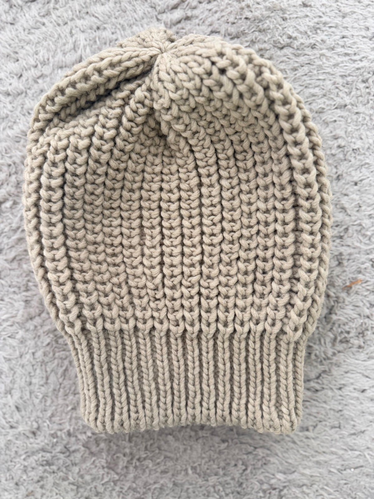 DEJA VU - CAPPELLO IN MAGLIA TAUPE A24MA903/ TAUPE DEJA VU 