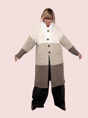 SUSY STAR - Cardigan Color Block Cozy  il cappotto-maglia che ti avvolge come un abbraccio STWM287/ FANGO SUSY STAR 