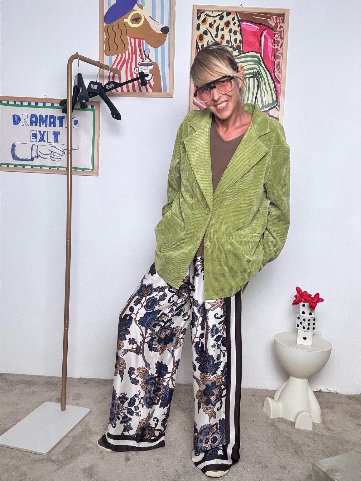 DEJA VU - Giacca in velluto a coste  Vintage vibes, spirito contemporaneo VERDE A25LU607/ OLIO DEJA VU 