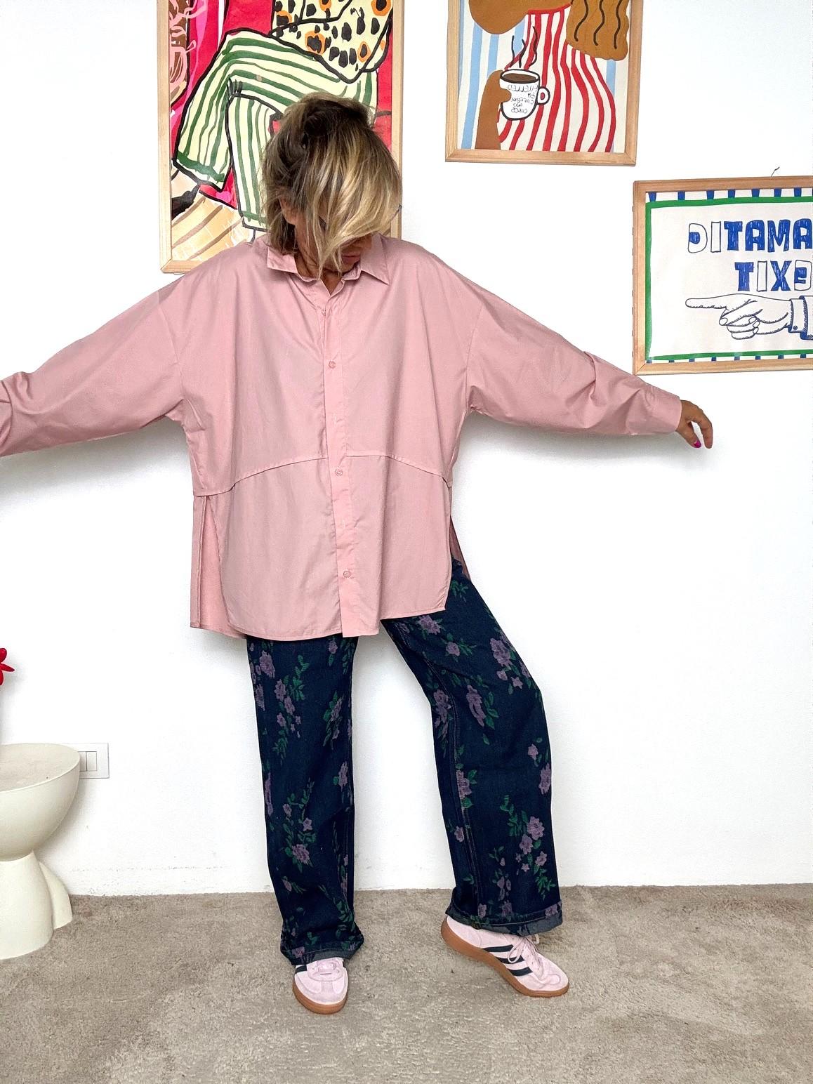 FEMALE - Camicia rosa oversize  stile casual chic e senza sforzo WM2178/ ROSA FEMALE 