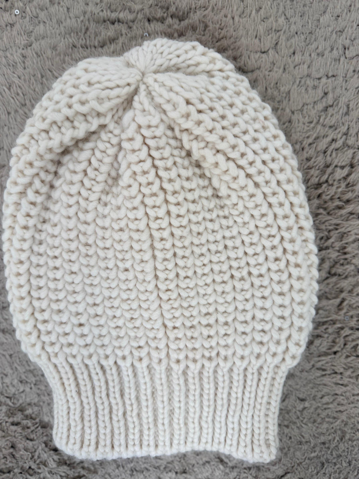 DEJA VU - CAPPELLO IN MAGLIA PANNA A24MA903/ PANNA DEJA VU 