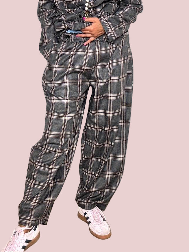 DEJA VU -Pantalone donna a quadri oversize  stile casual chic A25LU202/ SCOZZESE DEJA VU 