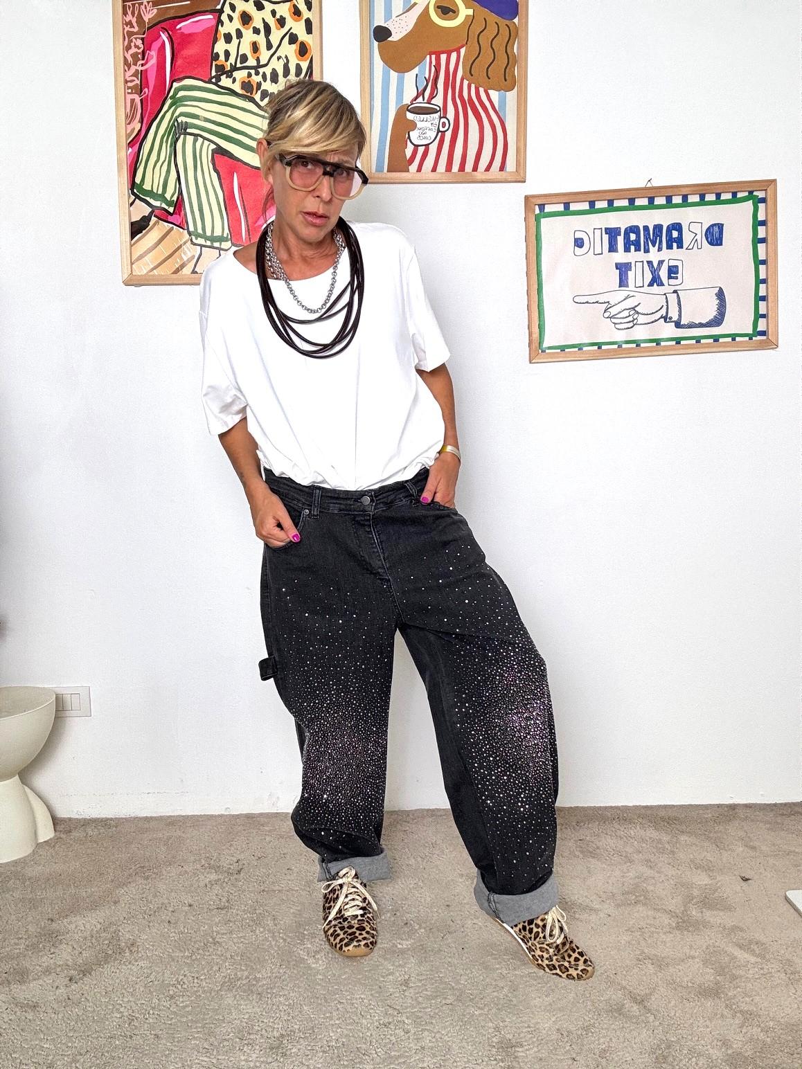 SUSY STAR - Jeans neri donna con strass  denim brillante e grintoso<BR/><BR/> ST3030/ NERO SUSY STAR 