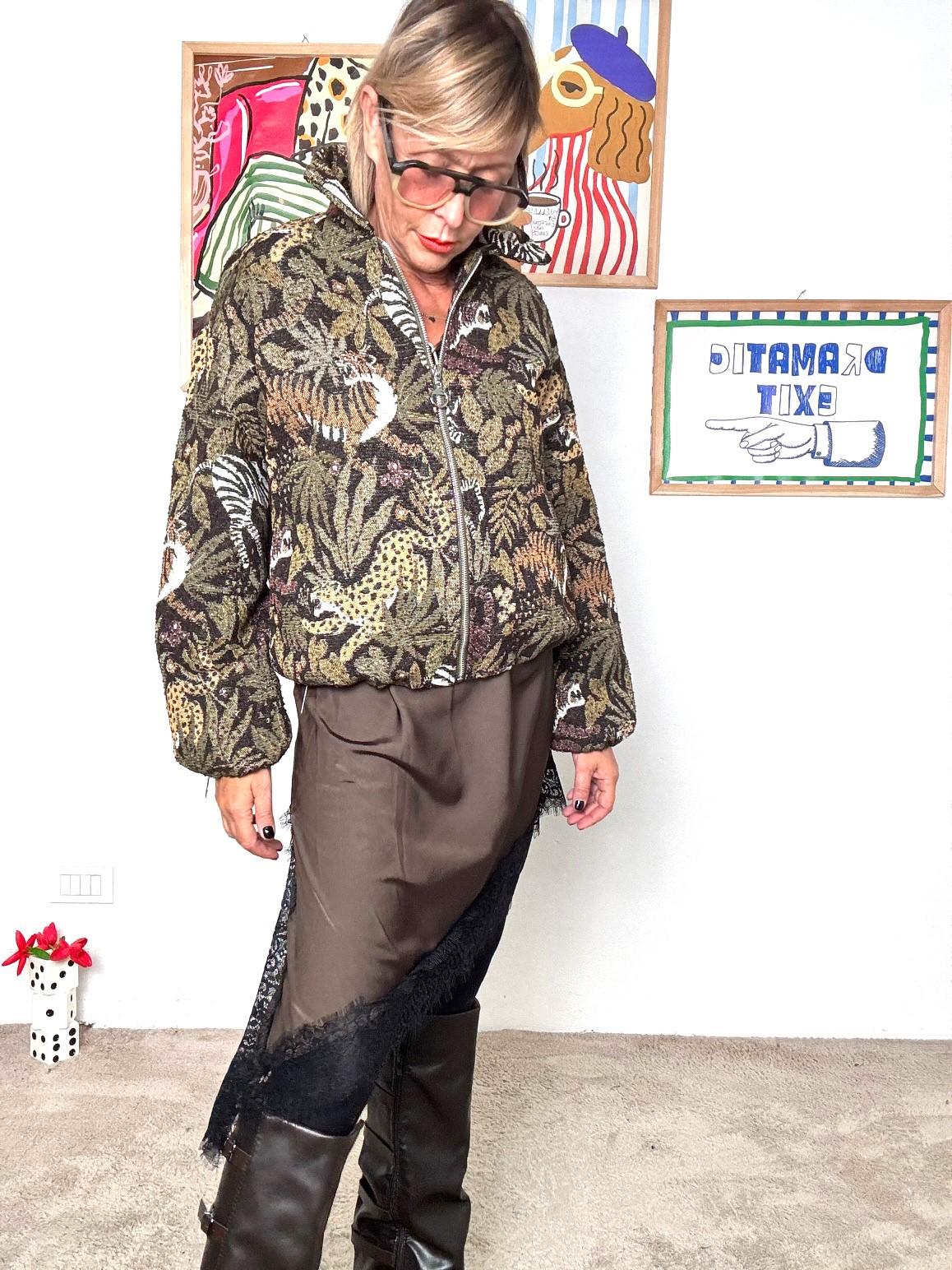 FEMALE - Bomber fantasia jacquard  Grinta e raffinatezza in un solo capo L5M263/ FANTA MORO FEMALE 