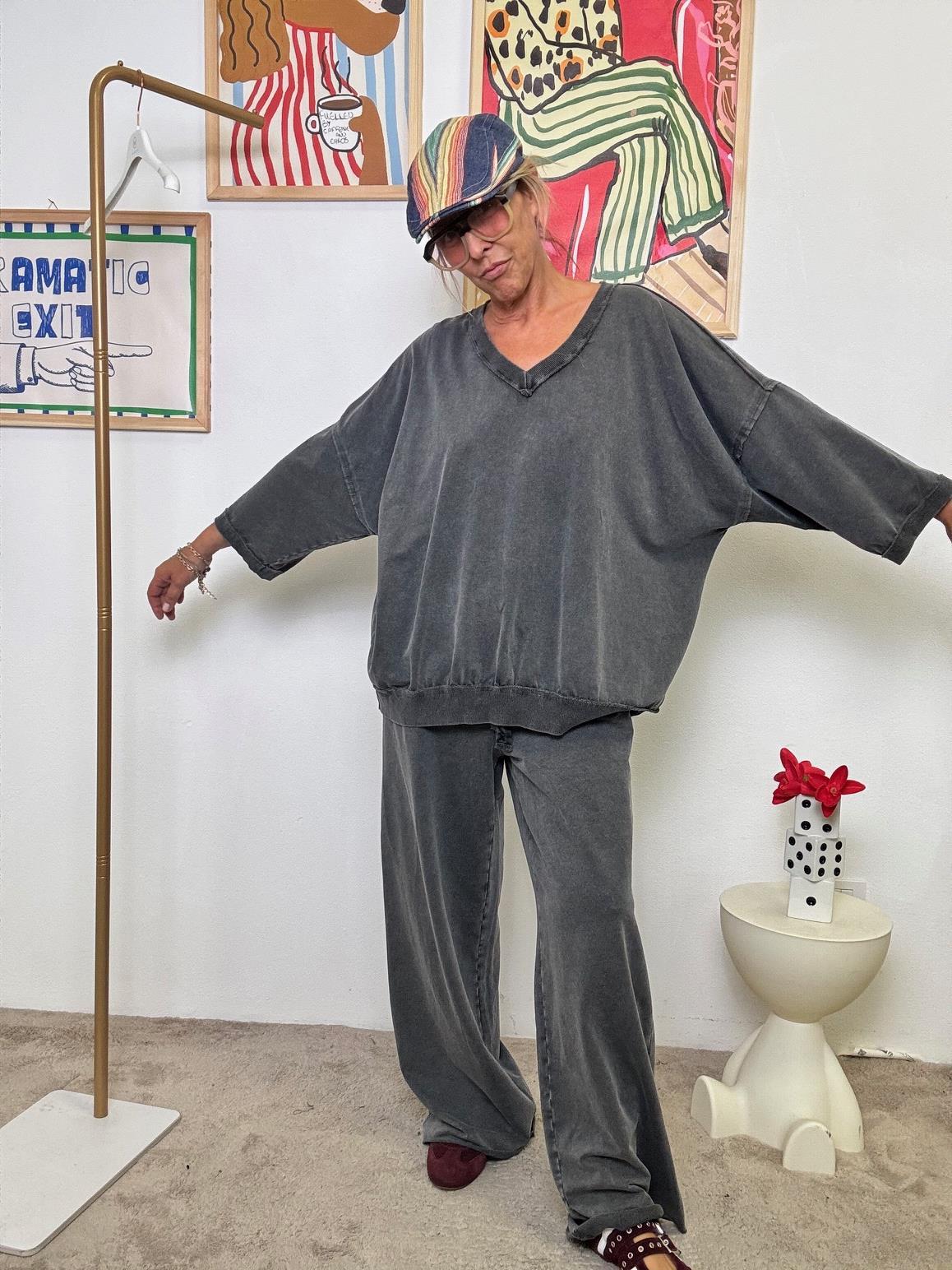 Felpa Oversize Nube Soft  Tinta in Capo nero M54513-2/ NERO FEMALE 