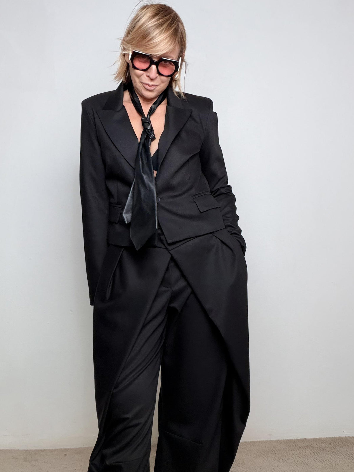 Pantalone power chic D01E0390/ NERO PHILIA LOFT 