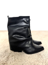 FEMALE- Stivali texani donna in ecopelle nera  grintosi, versatili e super chic 181208/ NERO FEMALE 