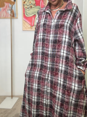 SUSY STAR - Abito Chemisier a Quadri  Spirito Grunge, Stile Contemporaneo ROSSO ST88473CRO/ ROSSO SUSY STAR 