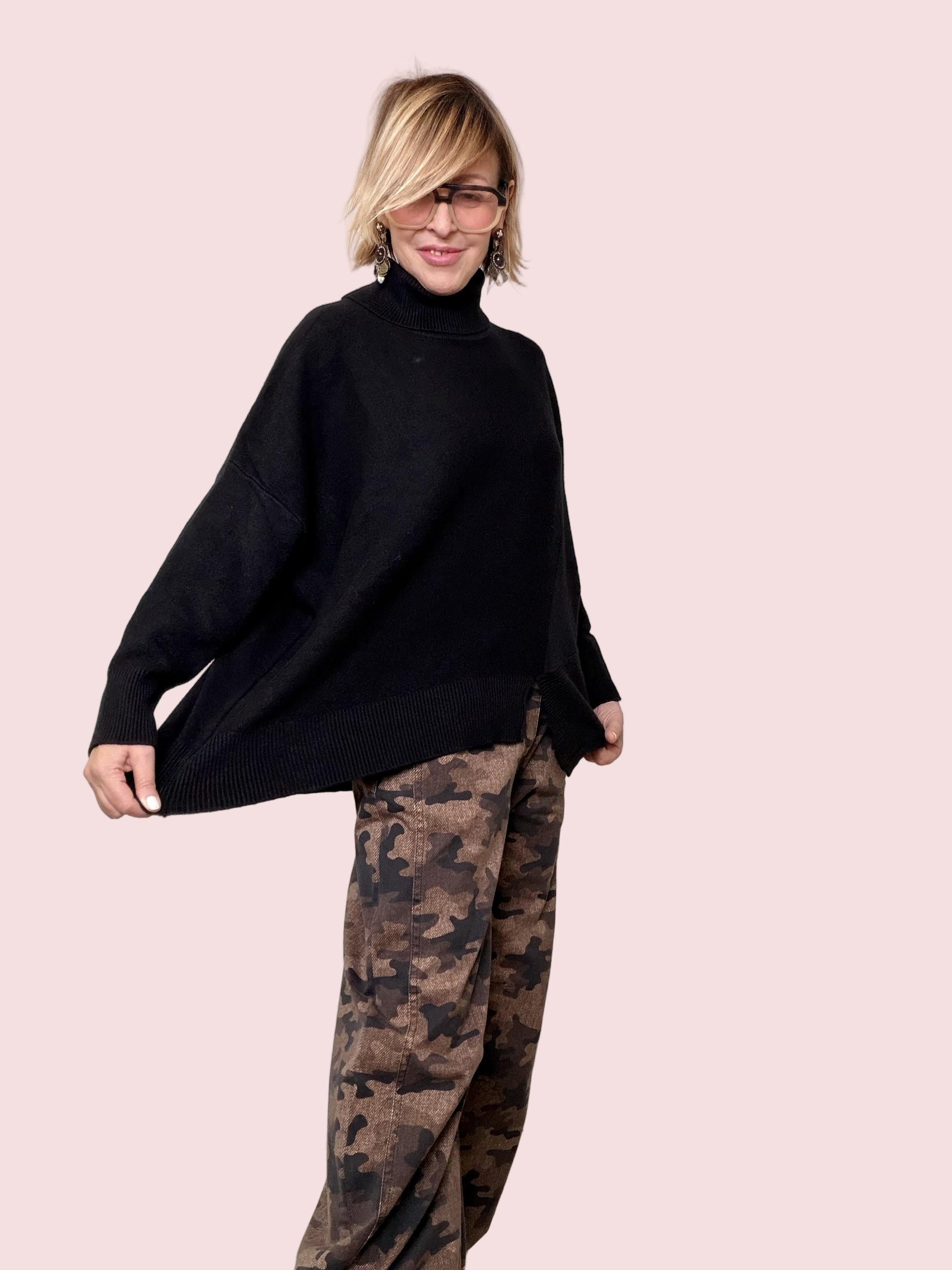 SUSY STAR -MAGLIA DOLCEVITA OVER NERA STX66258/ NERO SUSY STAR 