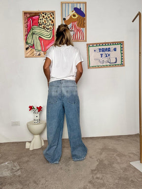 SUSY STAR - Jeans donna wide leg  con borchie laterali  comodi, trendy e originali STML0041/ JEANS SUSY STAR 