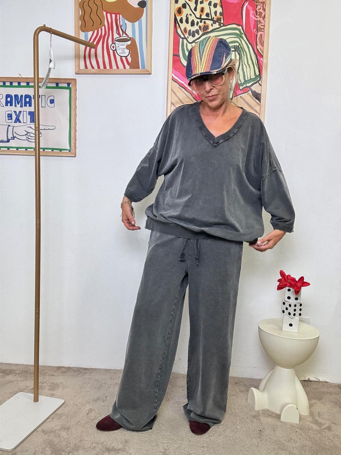 Felpa Oversize Nube Soft  Tinta in Capo nero M54513-2/ NERO FEMALE 