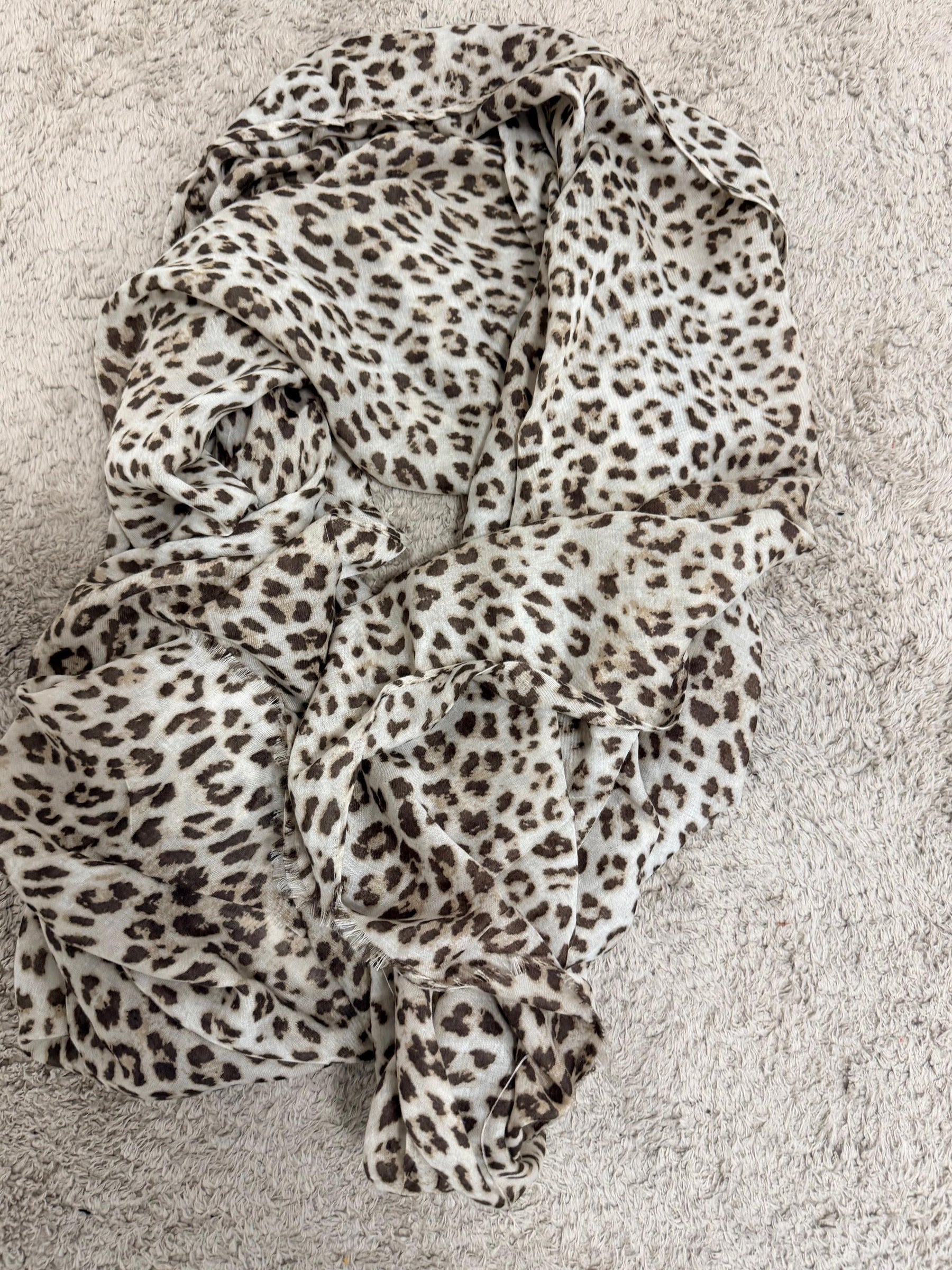 DEJA VU - Foulard Animalier Soft Beige A25ZM901/ FANTASIA DEJA VU 