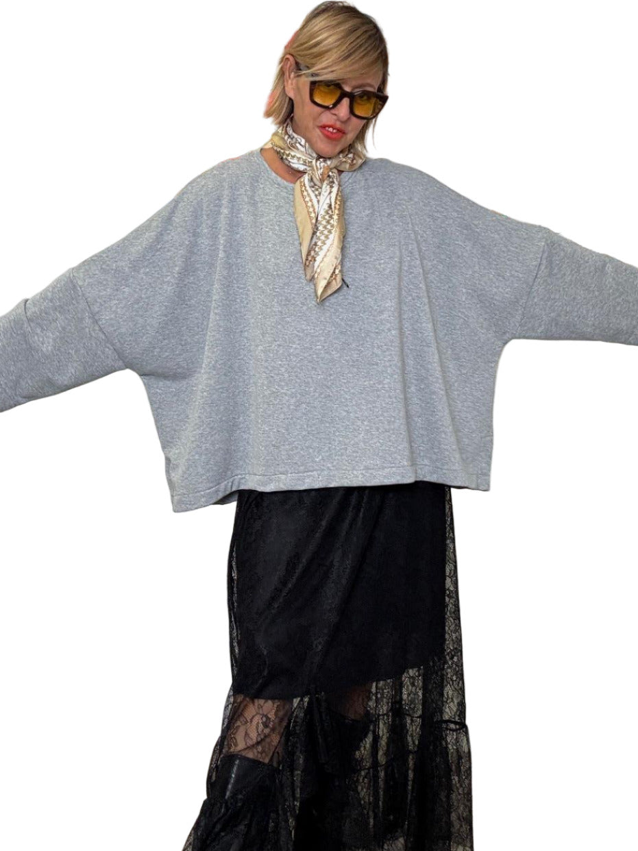 DEJA VU - Felpa oversize con foulard: comodità e stile con un tocco chic grigia A25LU403/ GRIGIO DEJA VU 