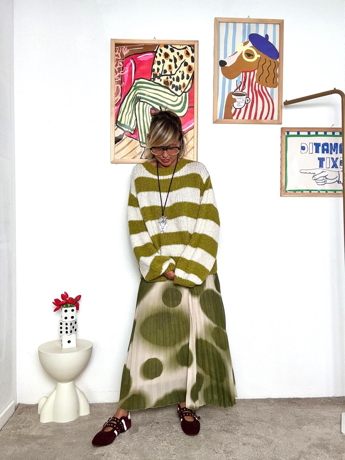 FEMALE - Gonna lunga plissettata con maxi pois  OLIVA  stile creativo e femminile 17126YS-90/ POIS OLIVA FEMALE 