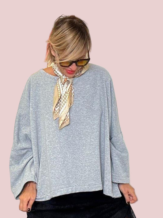 DEJA VU - Felpa oversize con foulard: comodità e stile con un tocco chic grigia A25LU403/ GRIGIO DEJA VU 