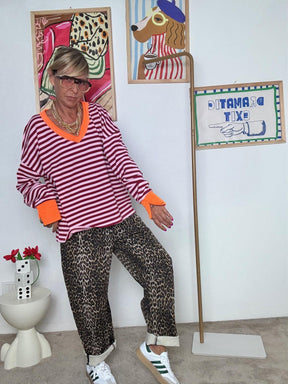 FEMALE - Felpa oversize a righe rosa e marroni  con dettagli arancio fluo R51305/ RIGA M-ROSA FEMALE 