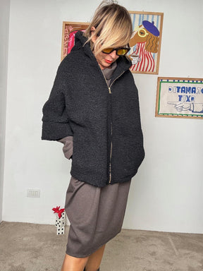 FEMALE -  Teddy Cocoon  Morbidezza e stile in un solo abbraccio nero GIA1063/ NERO FEMALE 