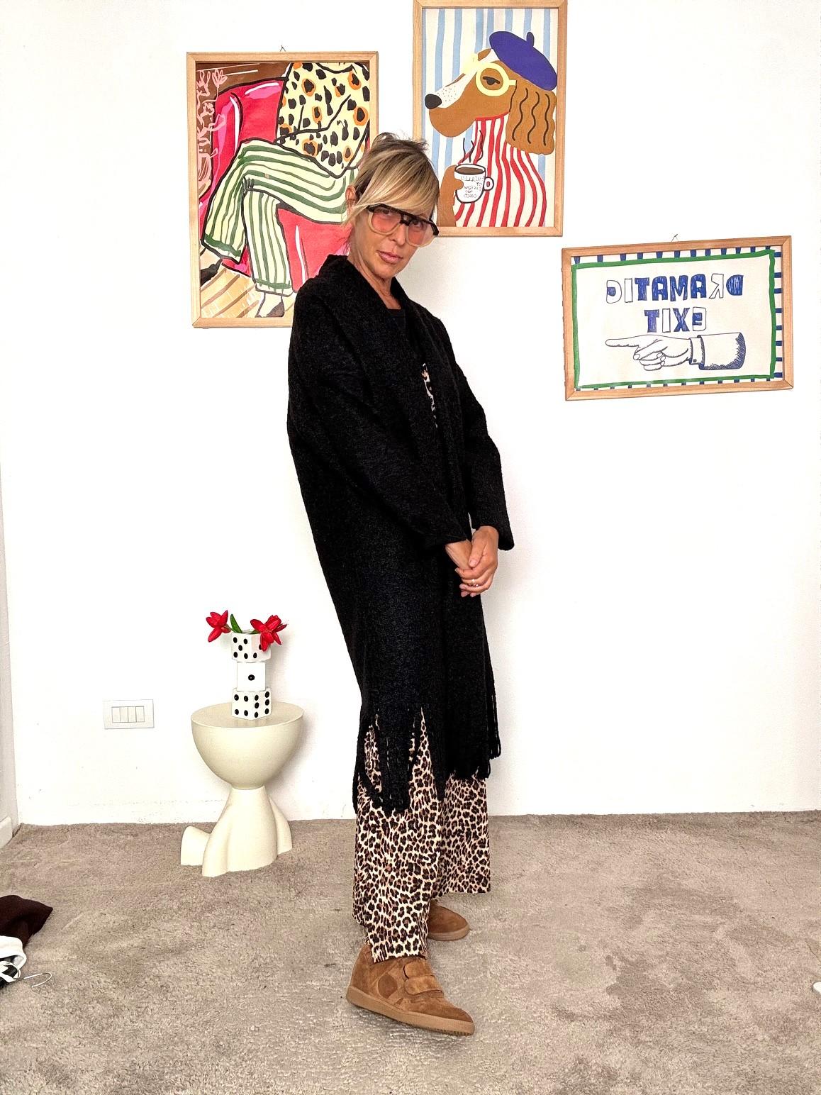 FEMALE - Cardigan lungo donna con frange  stile casual chic e originale nero L5M253/ NERO FEMALE 